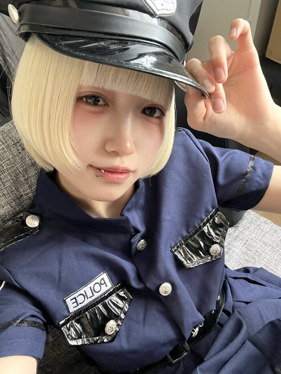 リイ AIBECK tweet media