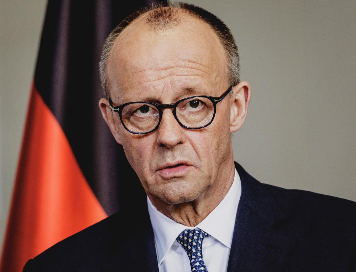 Daily Romania tweet media