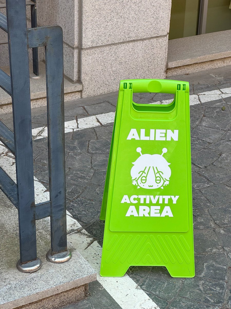 팅탱톤 tweet media