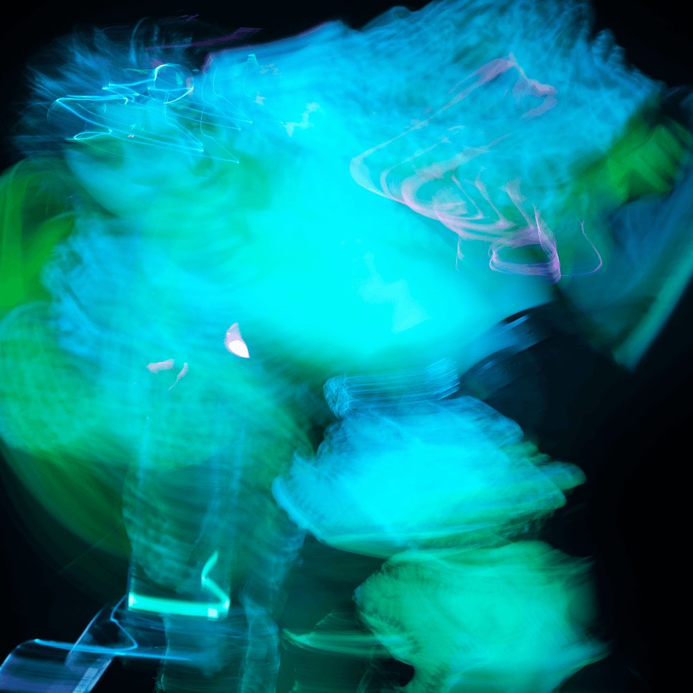 Pop Crave tweet media