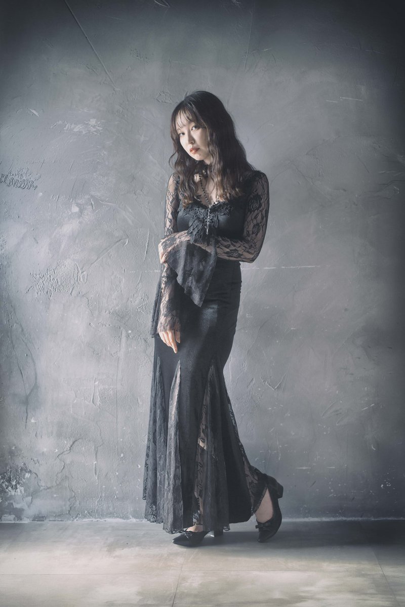 masa7mie's tweet photo. yu-ki展7

『bouquet』

本日からです。

2026.3.23(月)〜3.29(日) 
13:00-18:00
(金曜のみ15:00-21:00)
水木定休

gallery40
名古屋市中区金山3-11-18

ゴシック衣装での撮影になります。 https://t.co/xWg0rbHWyN