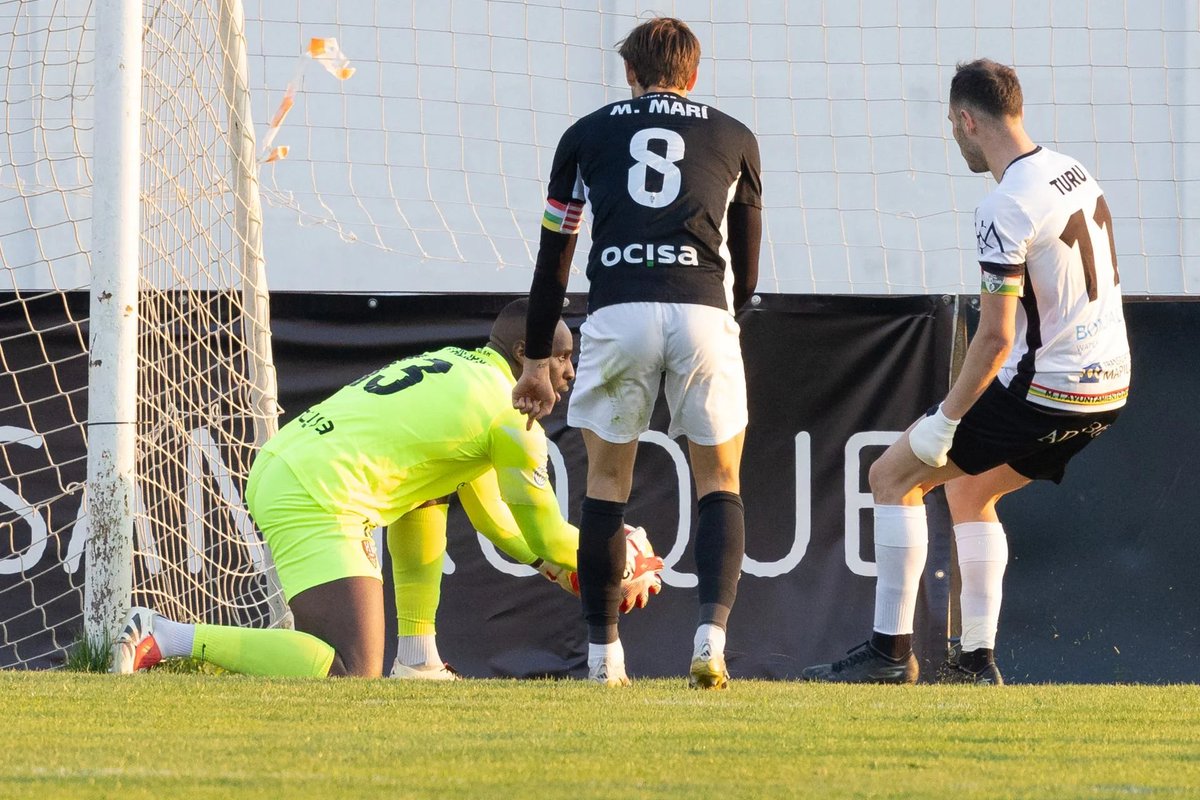 UD LOGROÑÉS STATS tweet media