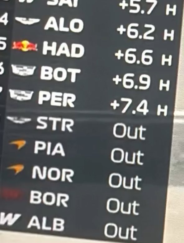 char⁴ ⁸¹ 🏹 tweet media