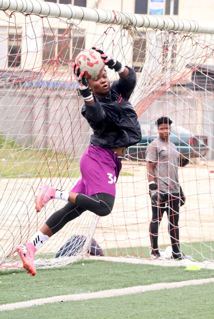 Arek GODSTIME tweet media