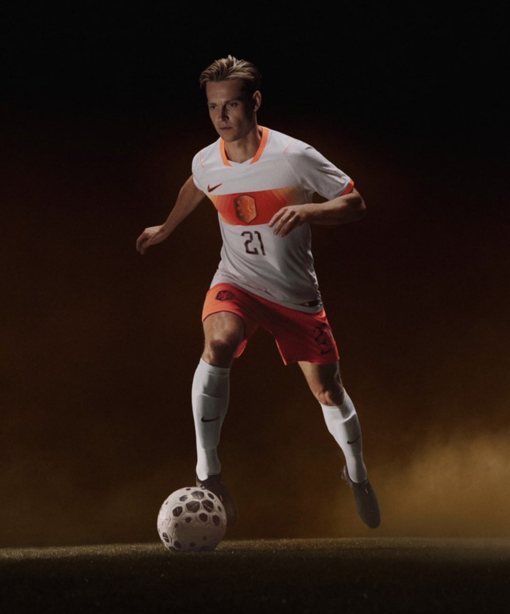 The Touchline | 𝐓 tweet media