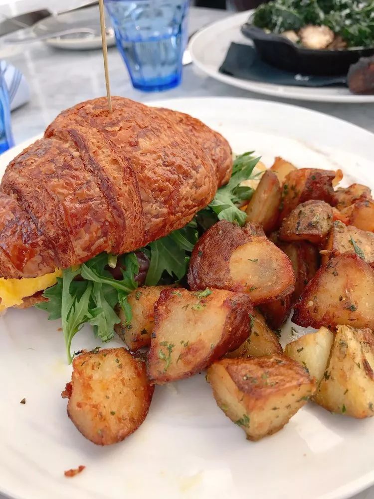 vandromme sarah tweet media