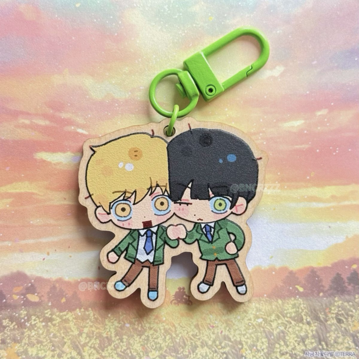 百年床人 tweet media