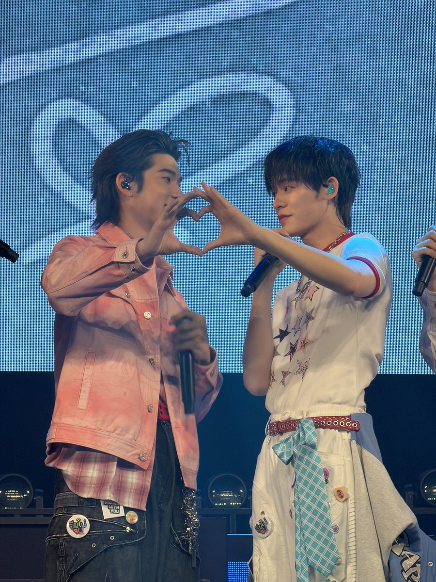 Jee 🧸ྀི seeing tfoknp tweet media