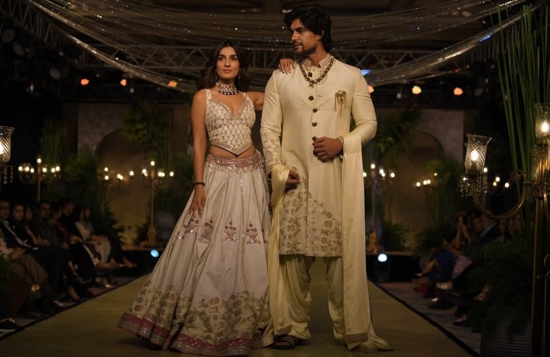 The outfits are so good 🤌🔥
Their designer ate !!

#ShinyDoshi #AnkitGupta