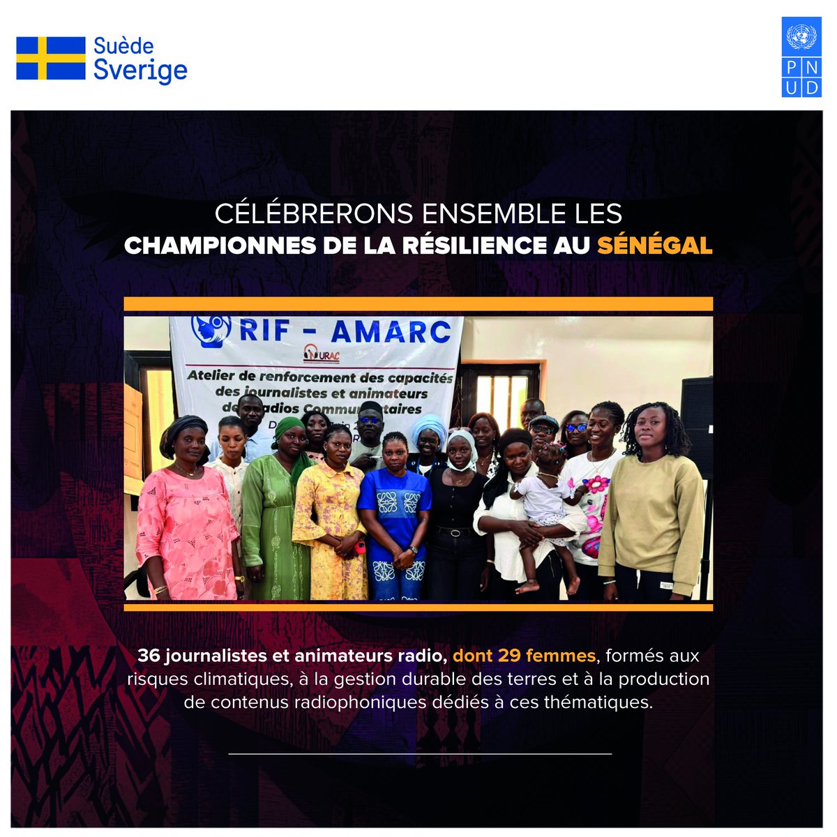 ResilienceSahel's tweet photo. Grâce au Projet de Résilience au Sahel du #PNUD, en partenariat avec #ONUFemmes et avec le soutien de la #Suède, des ateliers de formation organisés avec les radios communautaires de la Vallée du Fleuve #Sénégal et du Bassin arachidier ont renforcé les capacités de journalistes et d’animateurs, dont 80 % de femmes. 

Formées aux risques climatiques, à la gestion durable des terres et à la création de contenus radiophoniques, ces femmes identifient aujourd’hui des solutions concrètes de réduction des risques de catastrophes (#RRC) et diffusent des messages de prévention et de #résilience dans leurs communautés.