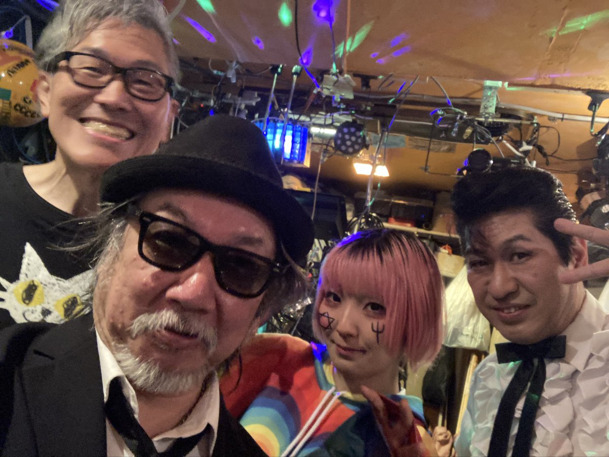 愚☆図 tweet media