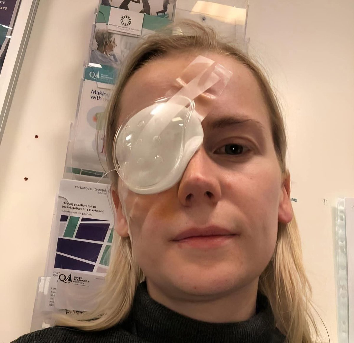 Today is my birthday I just want a wish 🙏🙏 Thanks for love and respect 💖💖