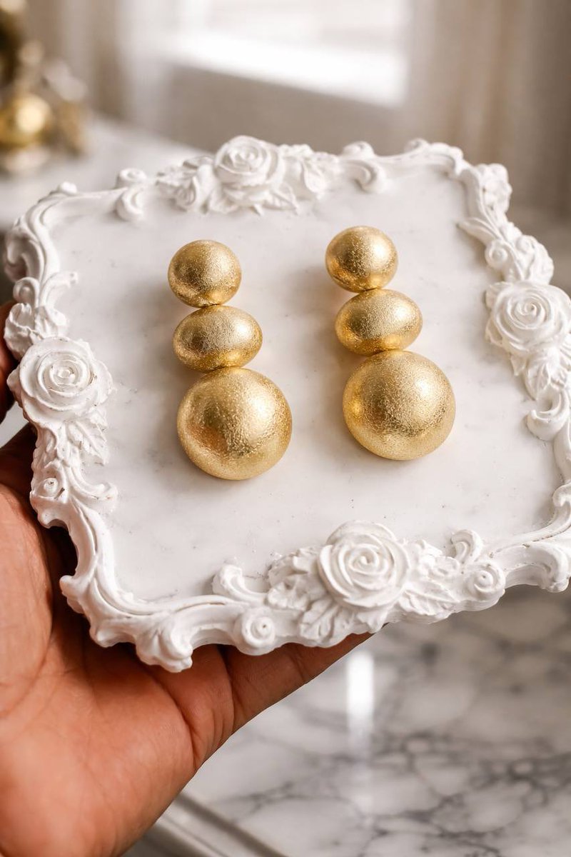 BlackLuna tweet media