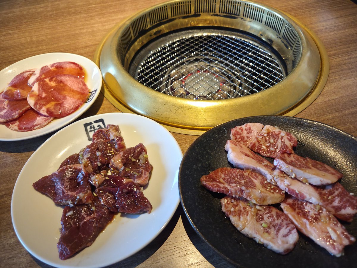 ねこの道🍬🐏😈 tweet media