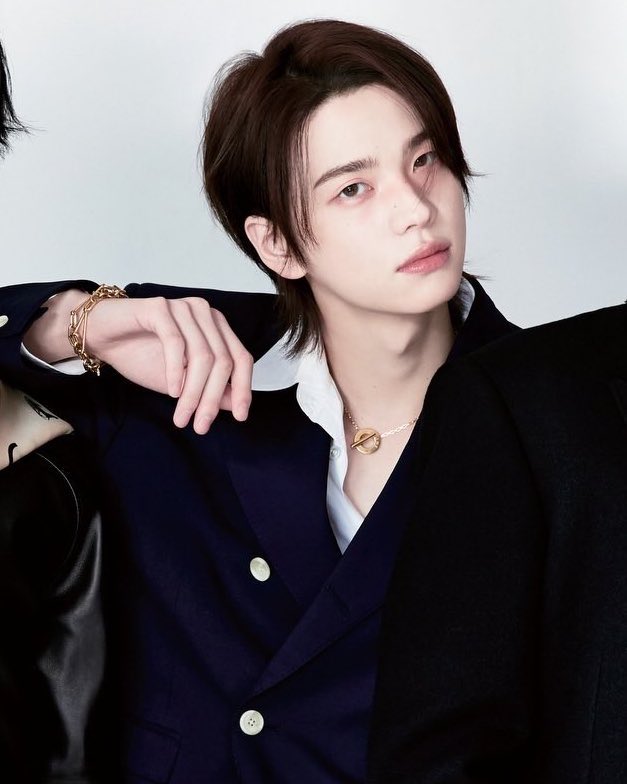 caca 𖹭 tweet media