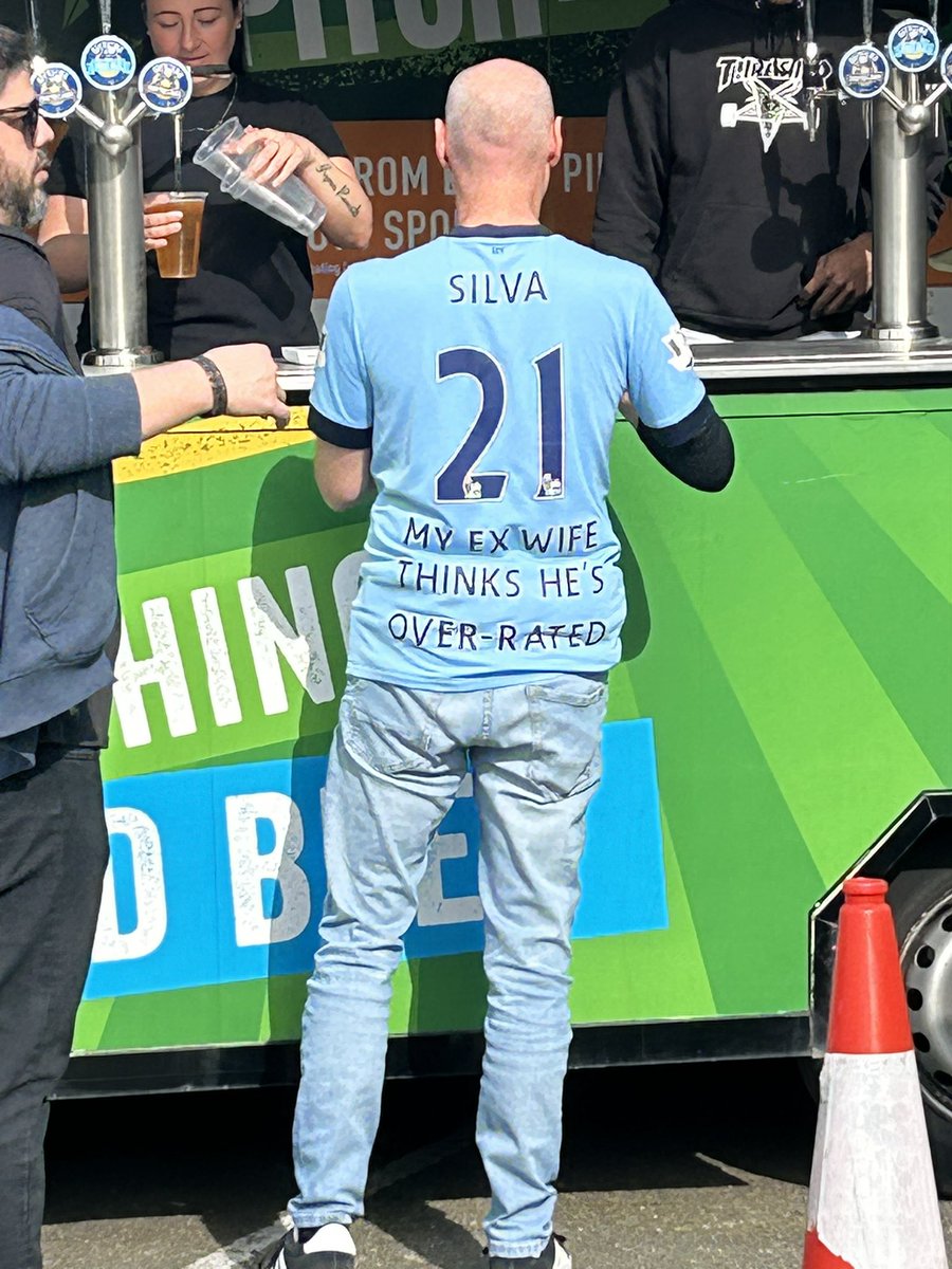 Connor tweet media