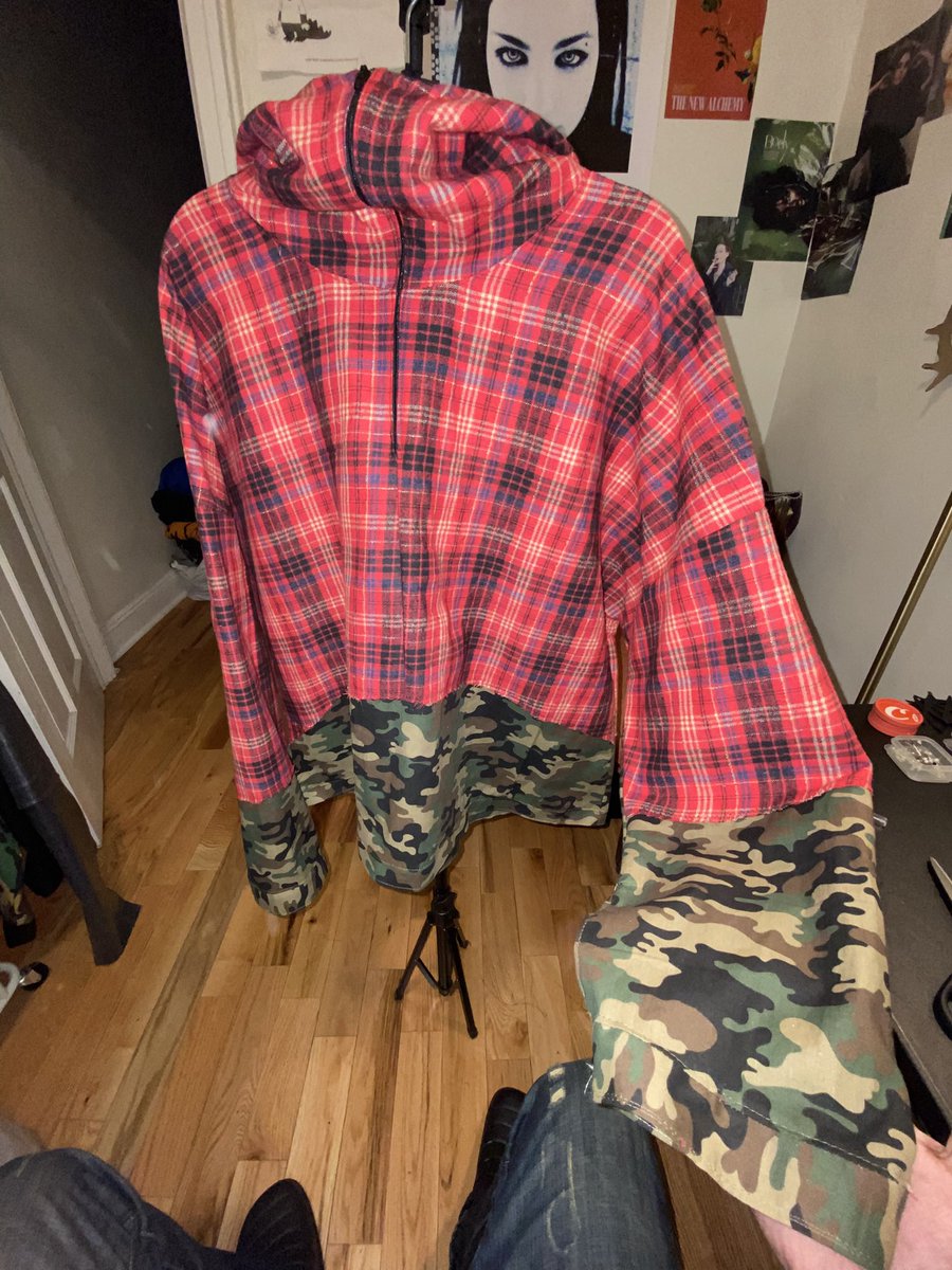 Evolvedaze's tweet image. Cut and sewn pullover plaid camo hoodie half zip 1 of 1 #fashion #design #garments #cutandsew