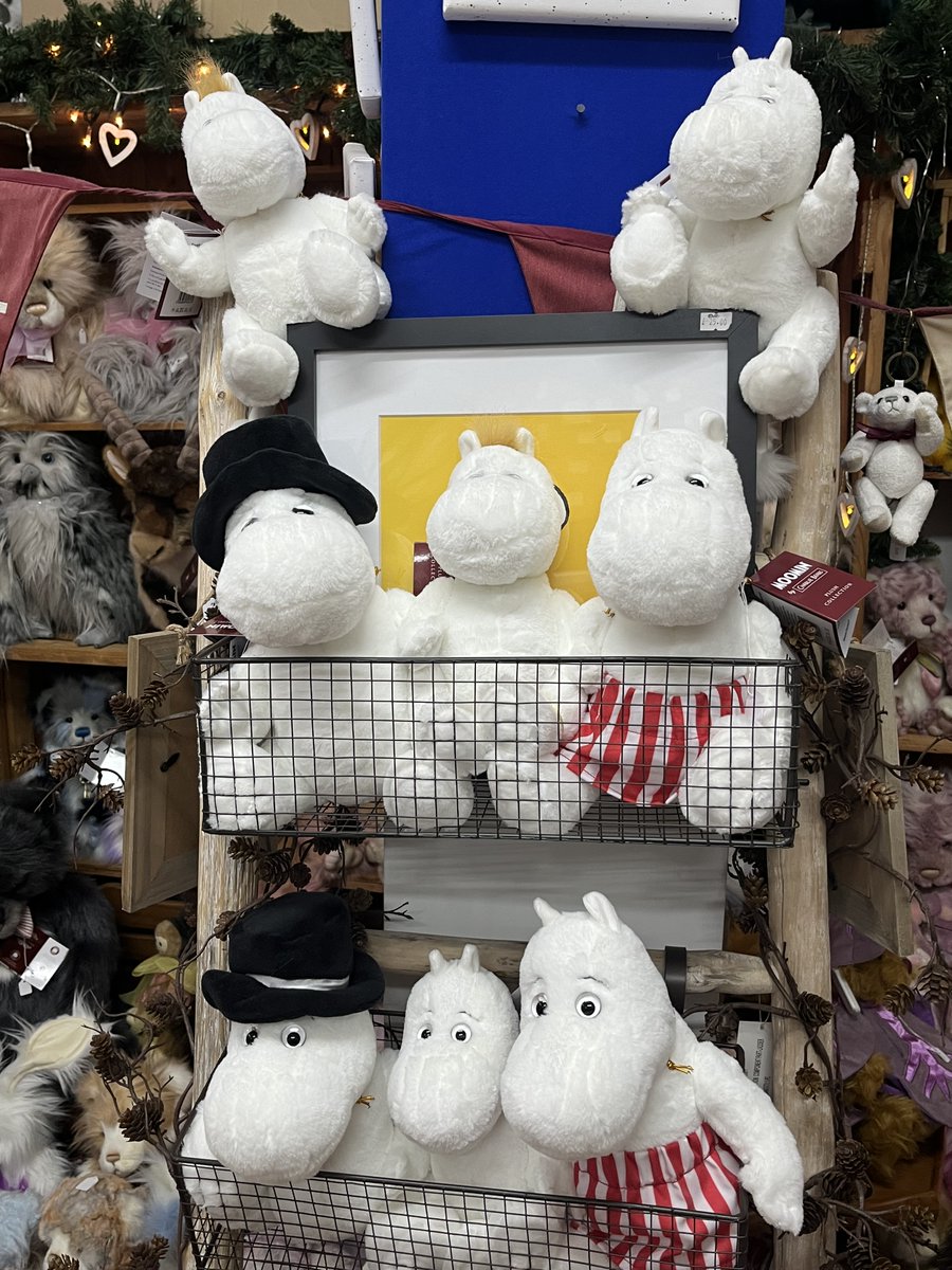 headbear tweet media