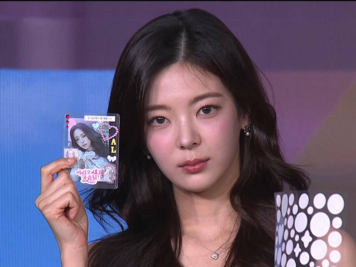 𐙚 있지 pobs ! 🍦 tweet media