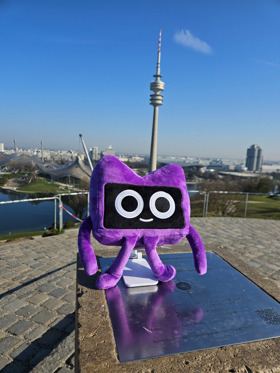 KotlinConf tweet media