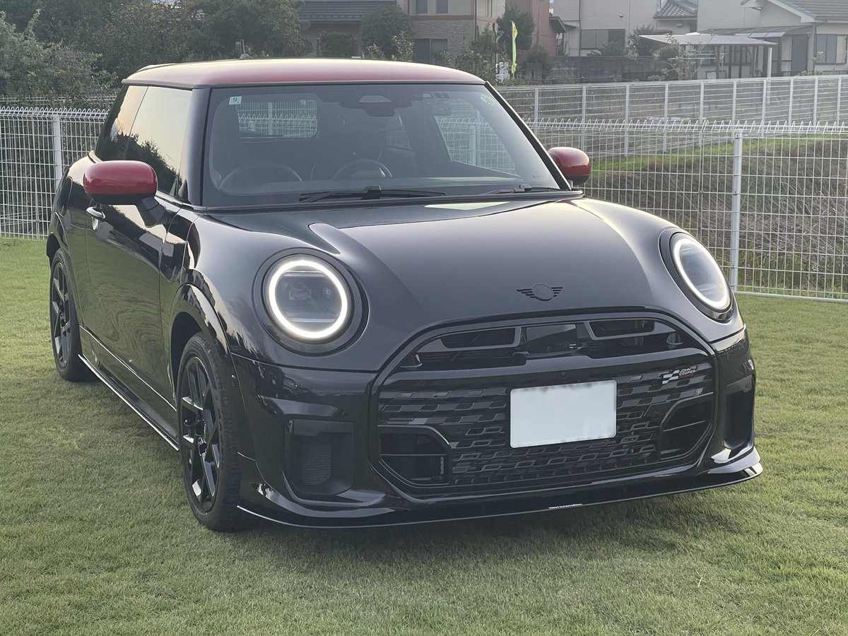 MCC_innovation's tweet photo. MINI F65.66.67用フロント&amp;サイドアンダースポイラー完成しました‼️

https://t.co/WLKxkgXJPK
#MINI #f65 #f66 #f67 https://t.co/42ketexn2G