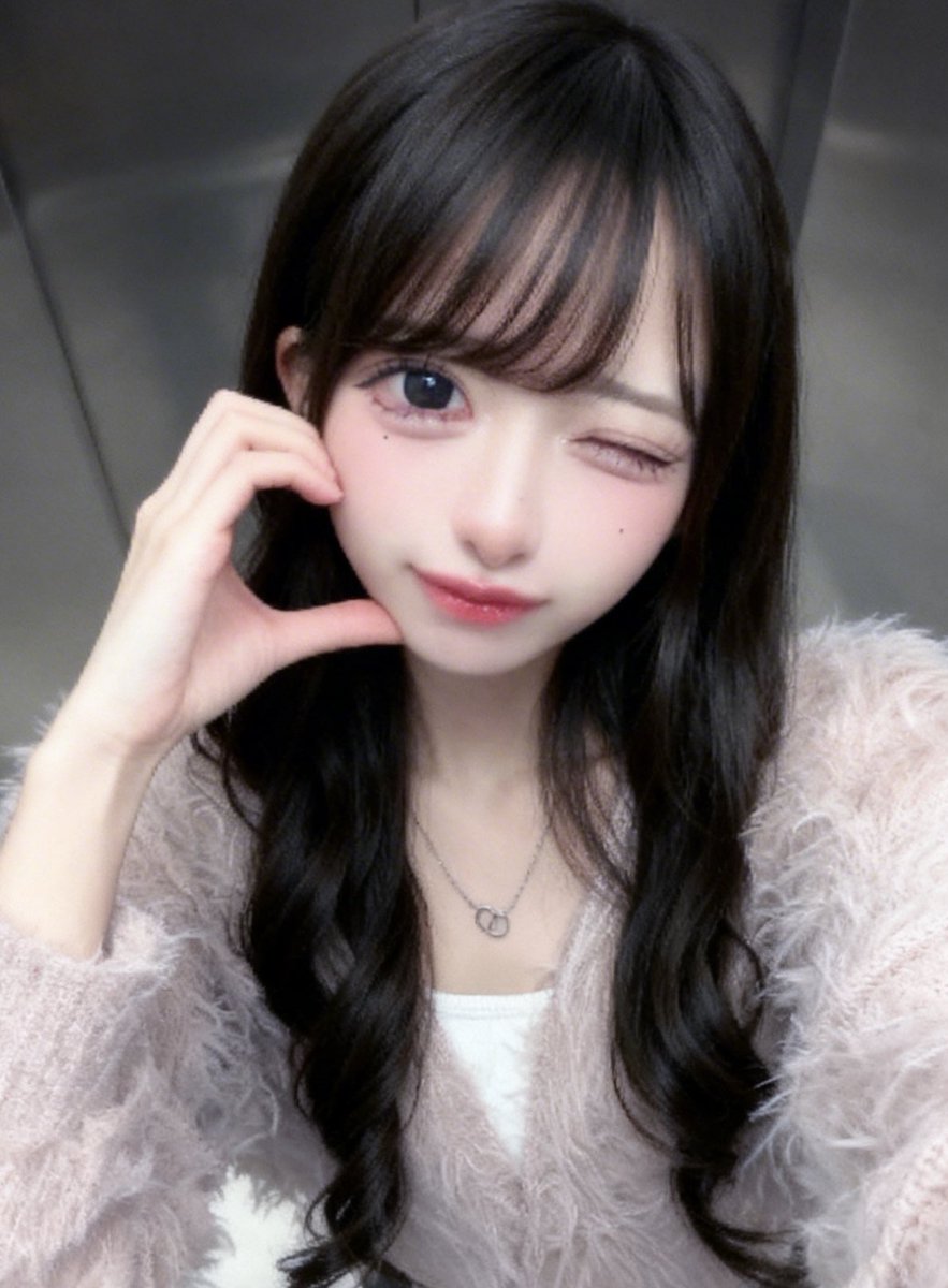 Liii_Riii's tweet photo. 男性ウケを狙いたい日にして欲しい、ガチで盛りに行くたぬき顔メイクレポᝰ✍🏻𝜗𝜚 https://t.co/ht5XAIiEl6