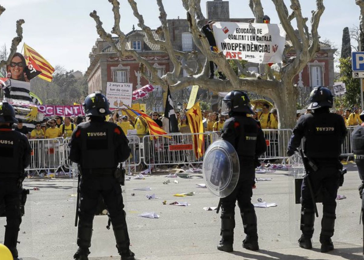 Assemblea de Joves de Catalunya tweet media
