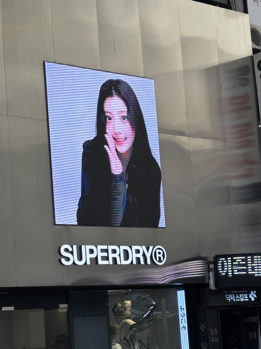ddalkiindream's tweet photo. 원희 넘 예뽀댜..😍 https://t.co/1K2nAexfxR