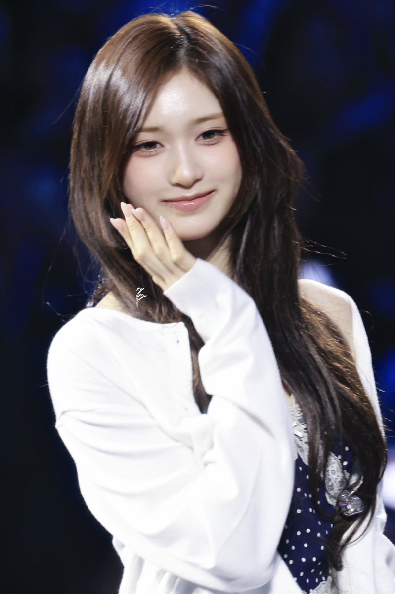 jinqiu_59's tweet image. 260321
#LEESEO #이서 #IVE #아이브