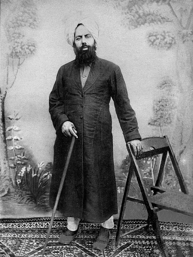 #MessiahHasCome #Ahmadiyya
I swear by God Who has sent me and cursed be those who fabricate lies about Him—that He has sent me as the Promised Messiah.
[Ruhani Khazain vol.18  p. 210]