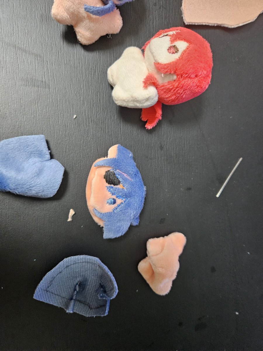 두팔뗍 tweet media