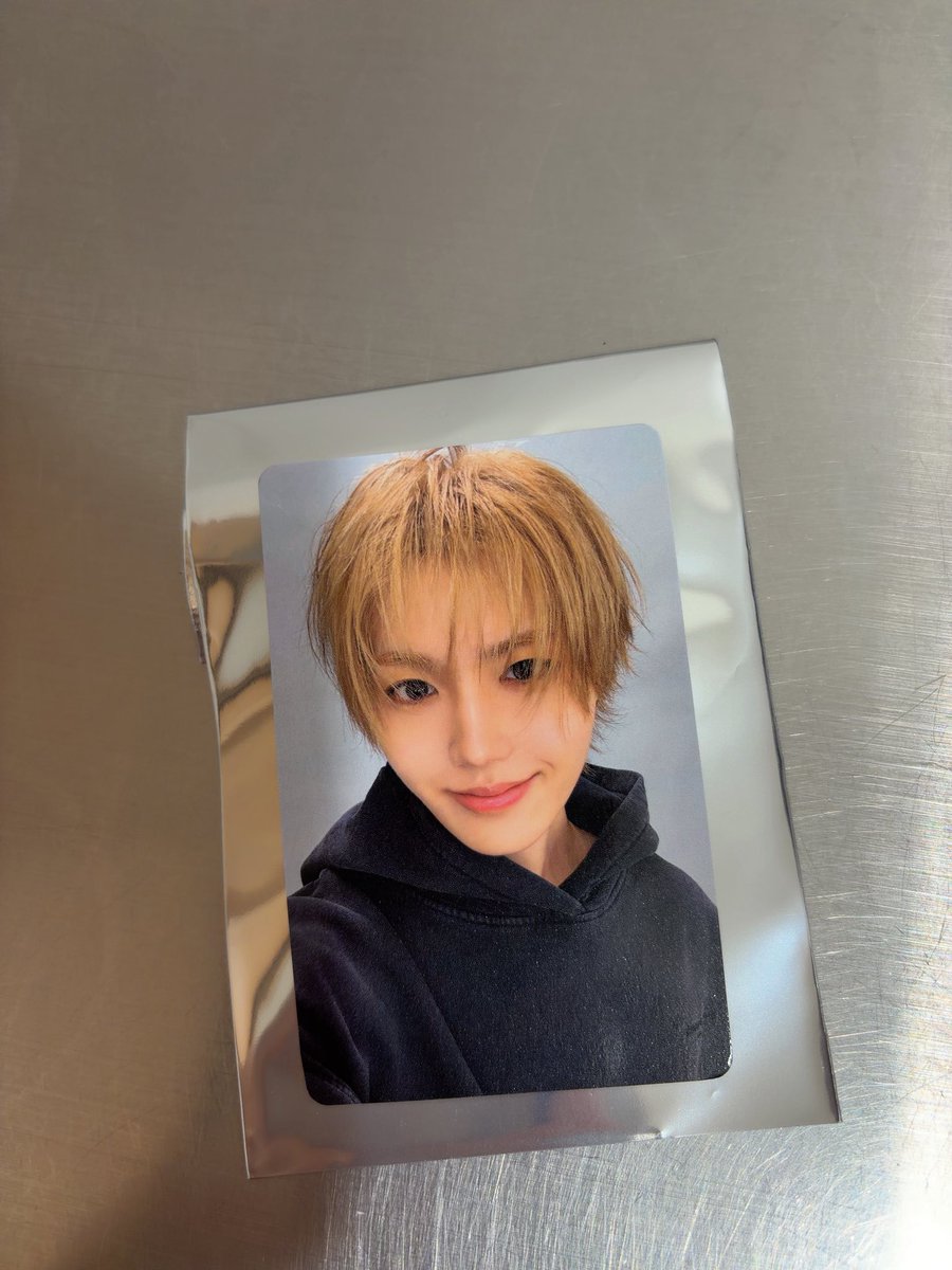 mnm26__'s tweet photo. @dydoyoung124 検索より失礼します🙇🏻‍♀️
当方同種ドヨン所持しております。ジュンギュとの交換は可能でしょうか？
郵送希望です📮
ご検討のほどよろしくお願いいたします。 https://t.co/eX5vSHDXto