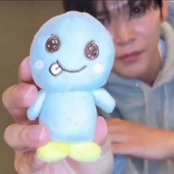 비니 ♡̷̷̷ tweet media