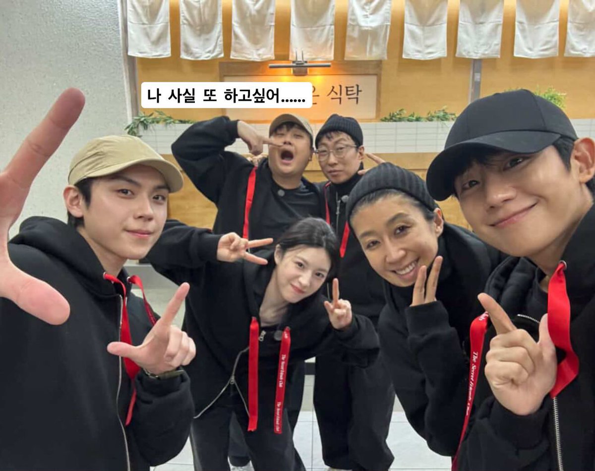 𝑑𝑜𝘩𝑜𝑜𝑛 tweet media