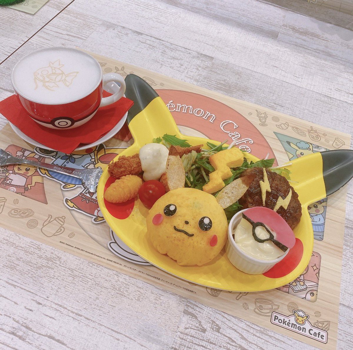 ひまわりの裏側🌻 tweet media