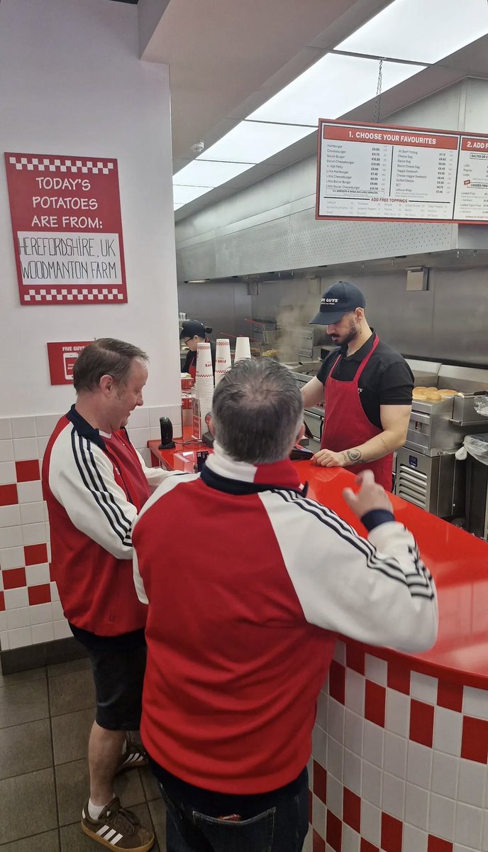 Benjamin tweet media