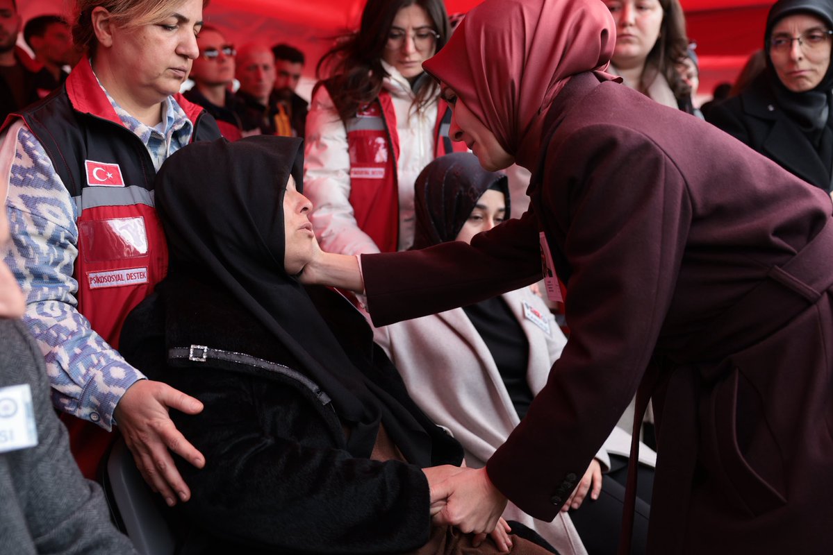 Mahinur Özdemir Göktaş tweet media