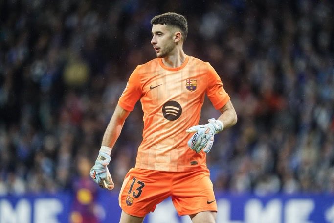 MZtakess's tweet photo. “GOD SENT”😮💨😮💨 This guy is the BEST in the world this season💙❤️ esp Angola dont worry we’ll pay you extra €50M💶💶 #Godsent #barça #culers #laliga #fcb #viscaBarça https://t.co/8jRLu1JF5i
