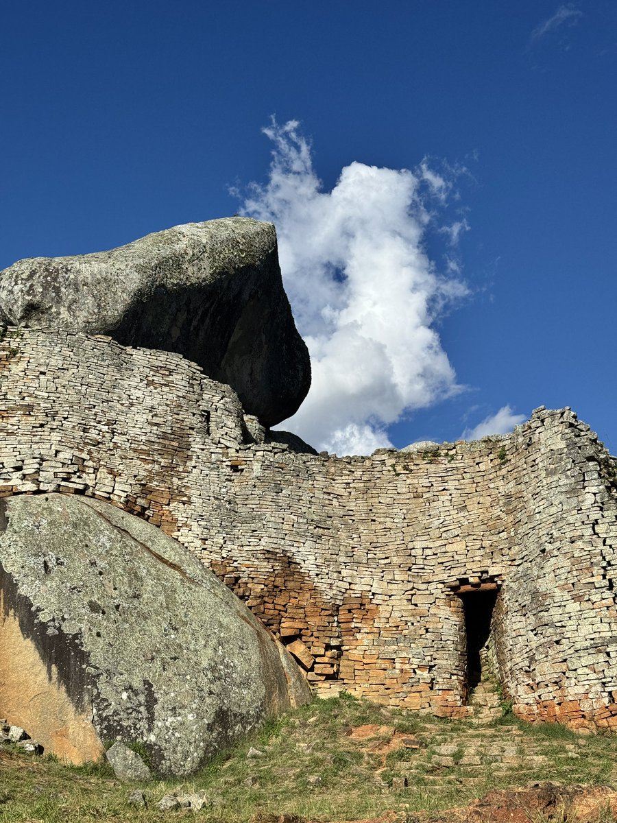 pamushana_'s tweet image. Mondays are for posting your weekend’s trips! 

Here’s ours. 

Great Zimbabwe Monuments, Masvingo. 

#TravelZimbabwe