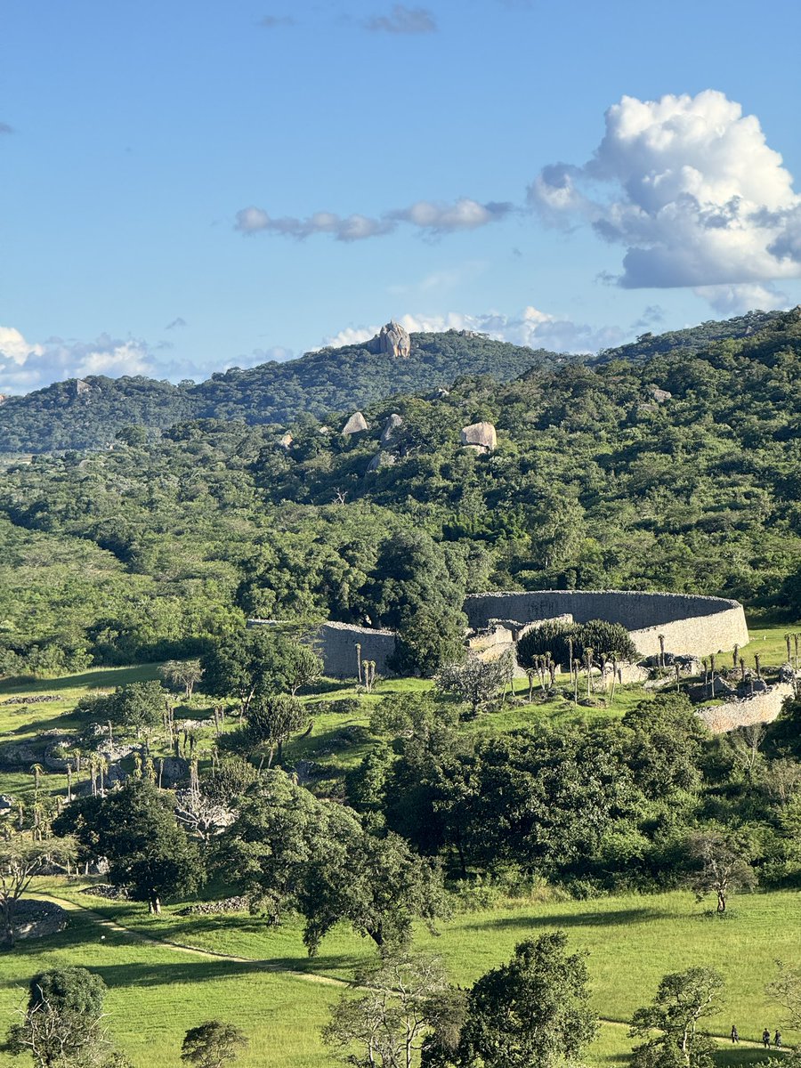 pamushana_'s tweet image. Mondays are for posting your weekend’s trips! 

Here’s ours. 

Great Zimbabwe Monuments, Masvingo. 

#TravelZimbabwe