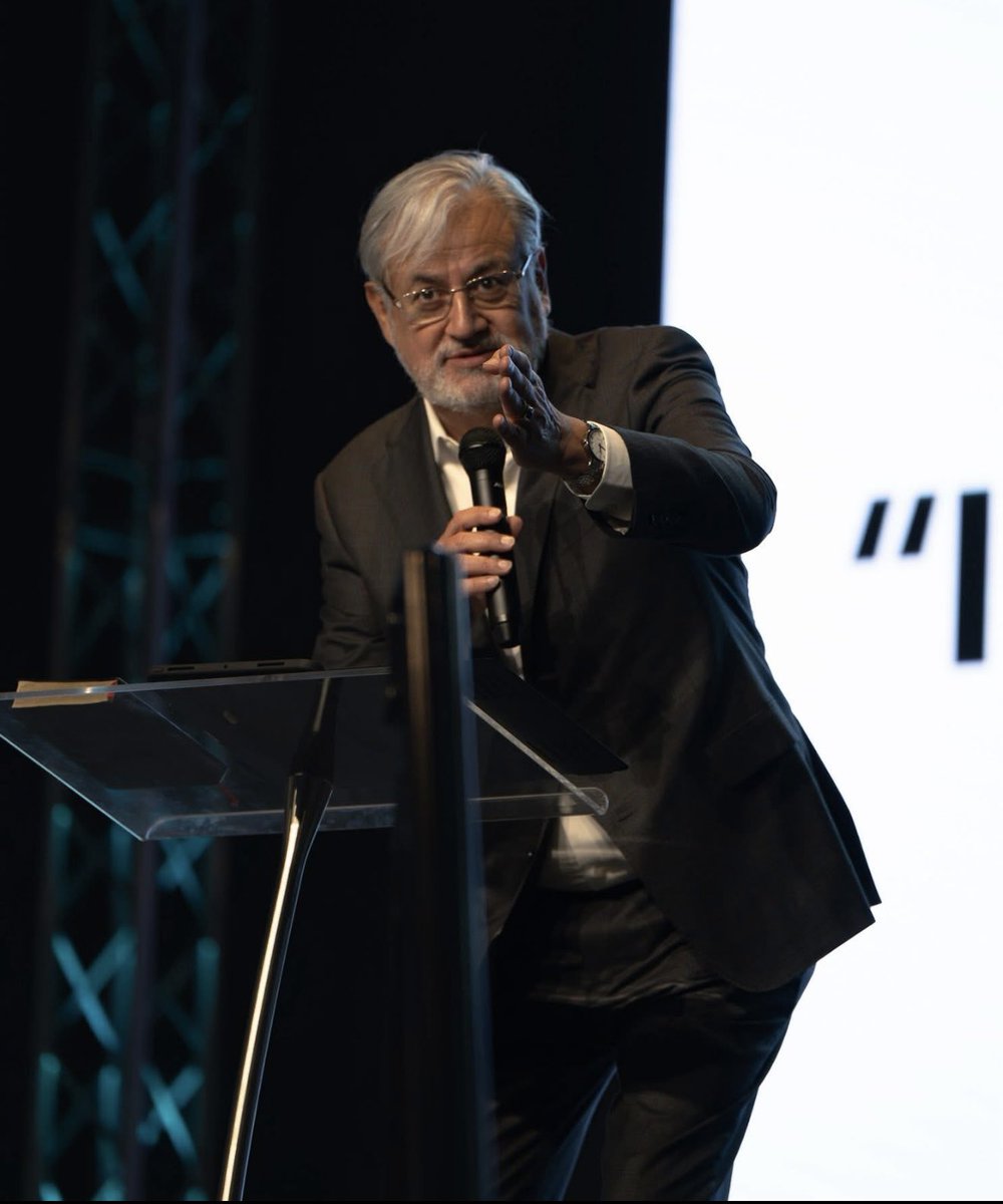 David E. Ramirez tweet media