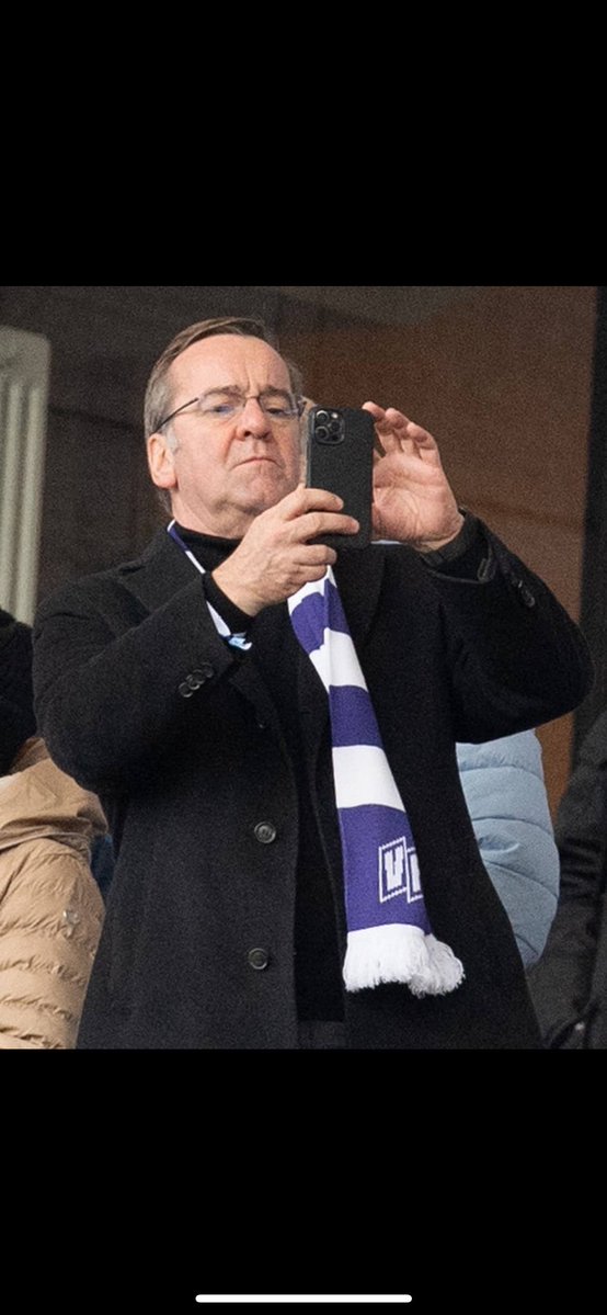 Martin I berndSZN tweet media