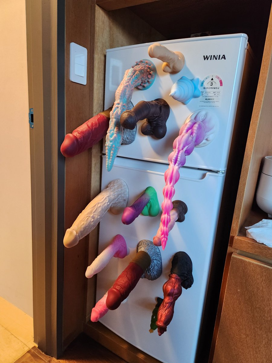 데르구르 tweet media