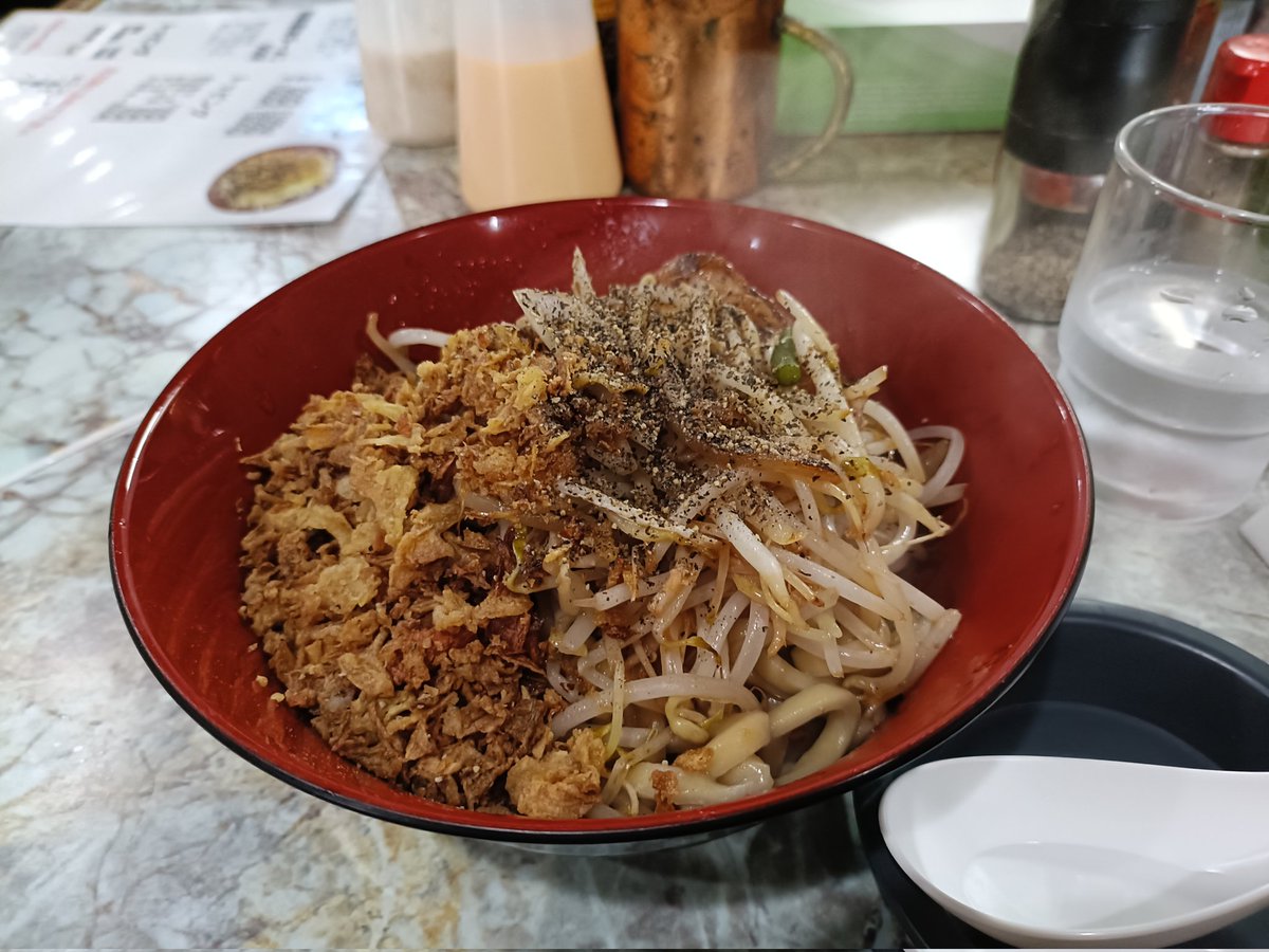 初　朝二郎‼️
麺並　野菜並　ニンニク🧄あり😁マイウ〜😁