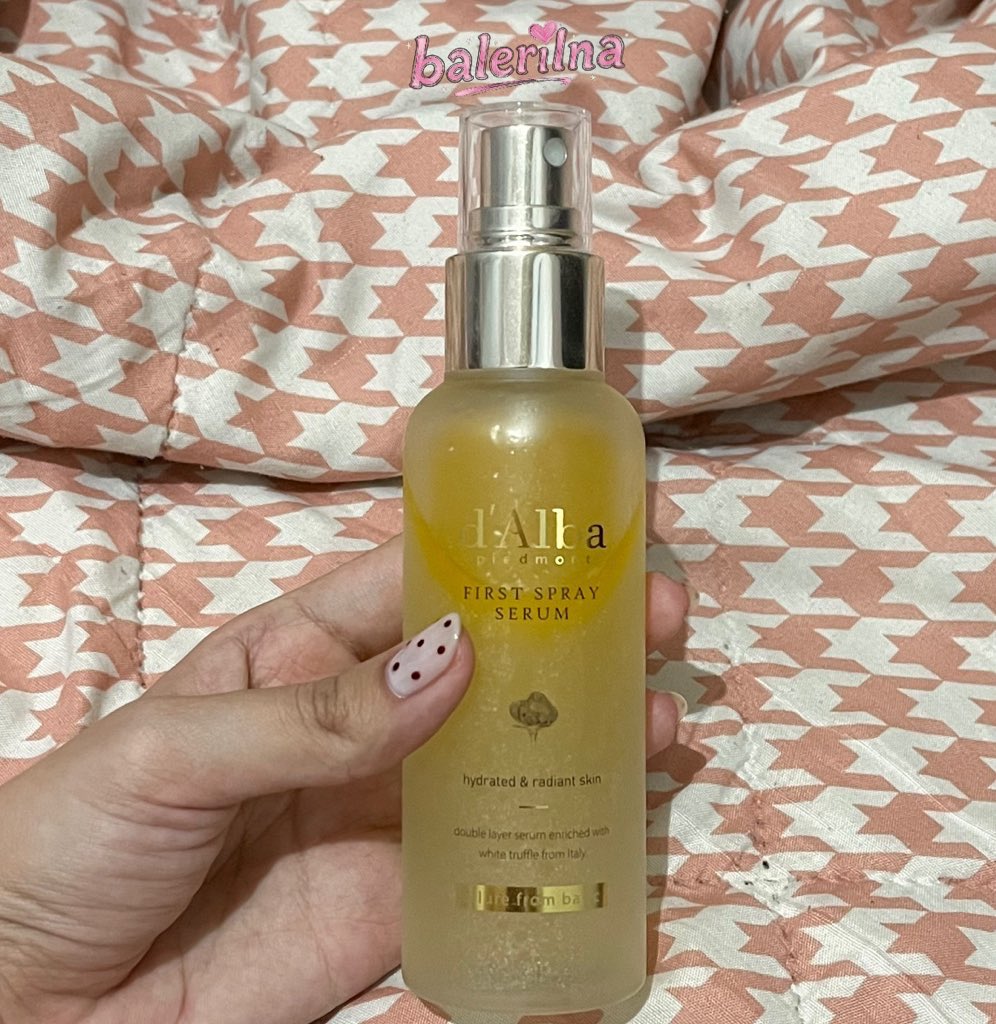 balerilna's tweet photo. after sheet mask aku pake the alba spray serum ini, btw bisa juga di pake before sheet mask ya sesuai mood kalian aja💕

kalau ini mah tidak perlu diragukan ya ada harga ada kualitas sayy🥲🫰🏻

📎 : https://t.co/xqWrbBDSPQ https://t.co/12b5J5L3lS