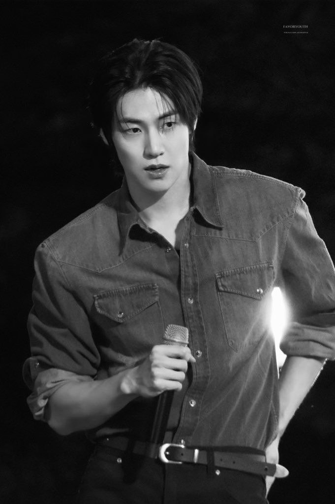 𝙅𝙪𝙡𝙞𝙖𝙣 𝘾𝙝𝙧𝙞𝙨𝙩 tweet media