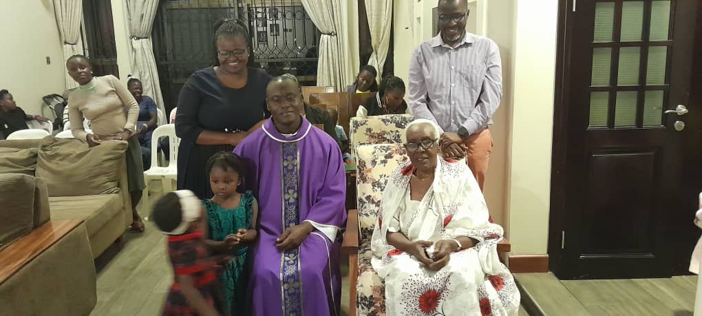 Hoima Diocese External Residents' Association tweet media