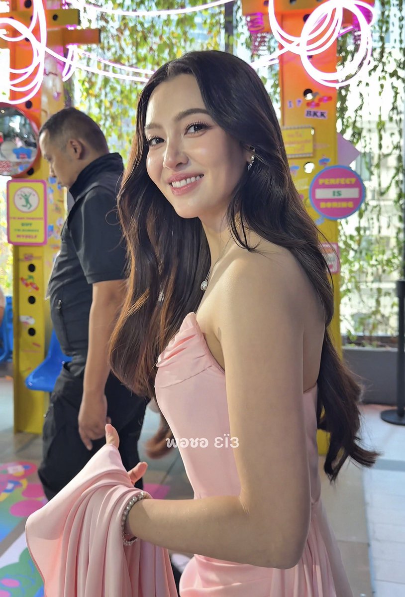 แล้วหนูไม่ใช่ลูกม๊าหรอ?? tweet media