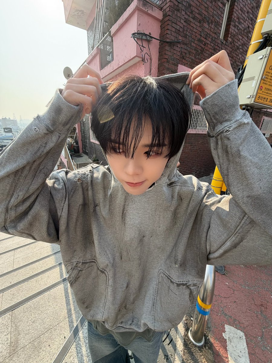 앰퍼샌드원 (AMPERS&ONE) tweet media