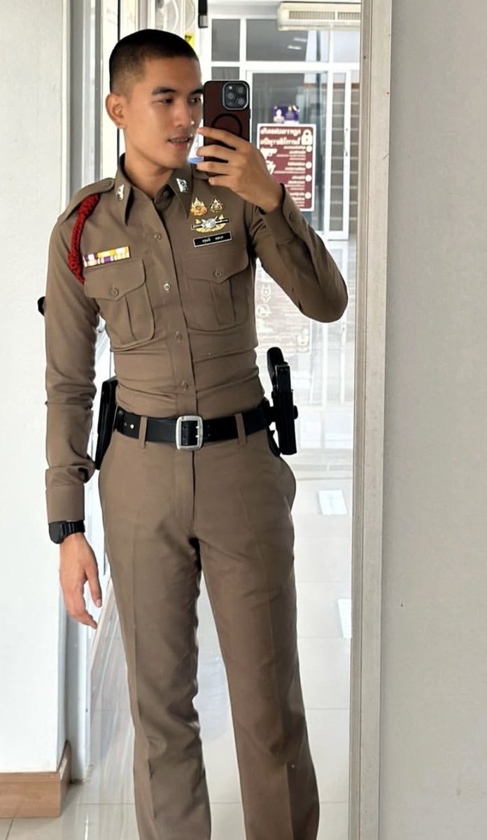 uniform men police suit tweet media